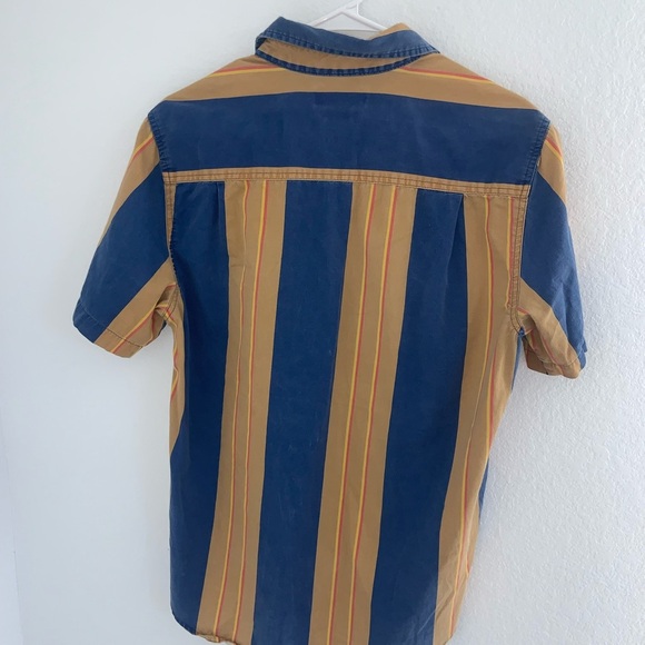 Urban Outfitters 90’s Stripe Shortsleeve Button Down - Picture 7 of 7